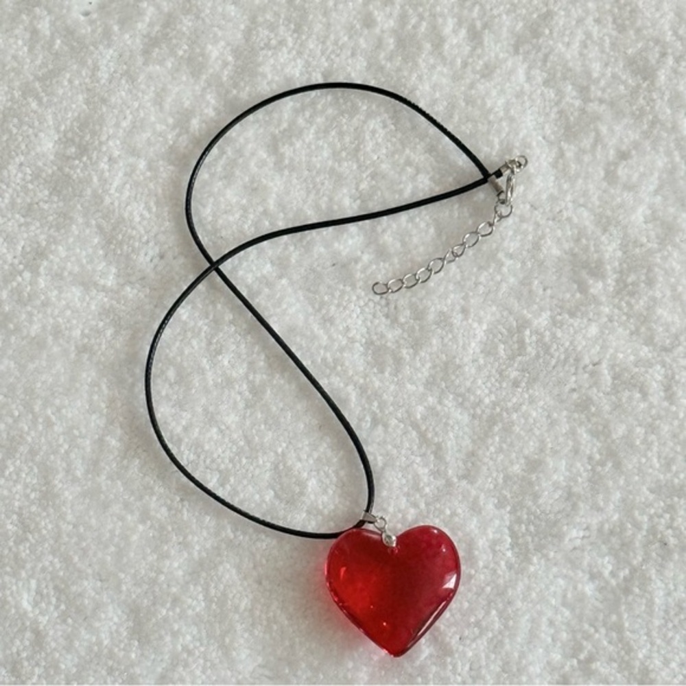 Red Glass Heart Choker Necklace Y2K Valentine Love Cute Gift Adjustable Charm - Picture 7 of 10